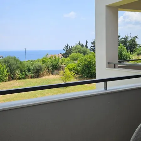 Ampeli Garden