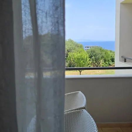 Ampeli Garden Διαμέρισμα