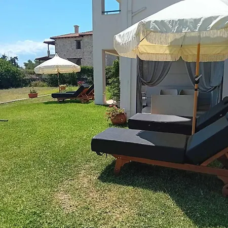 Apartment Ampeli Garden