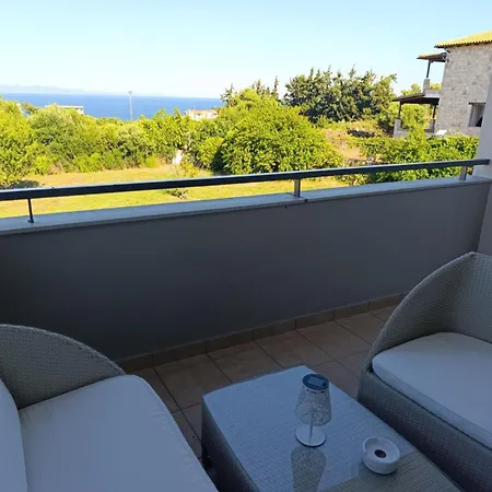 Ampeli Garden Apartment