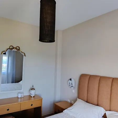 Ampeli Garden Apartment Áfitos